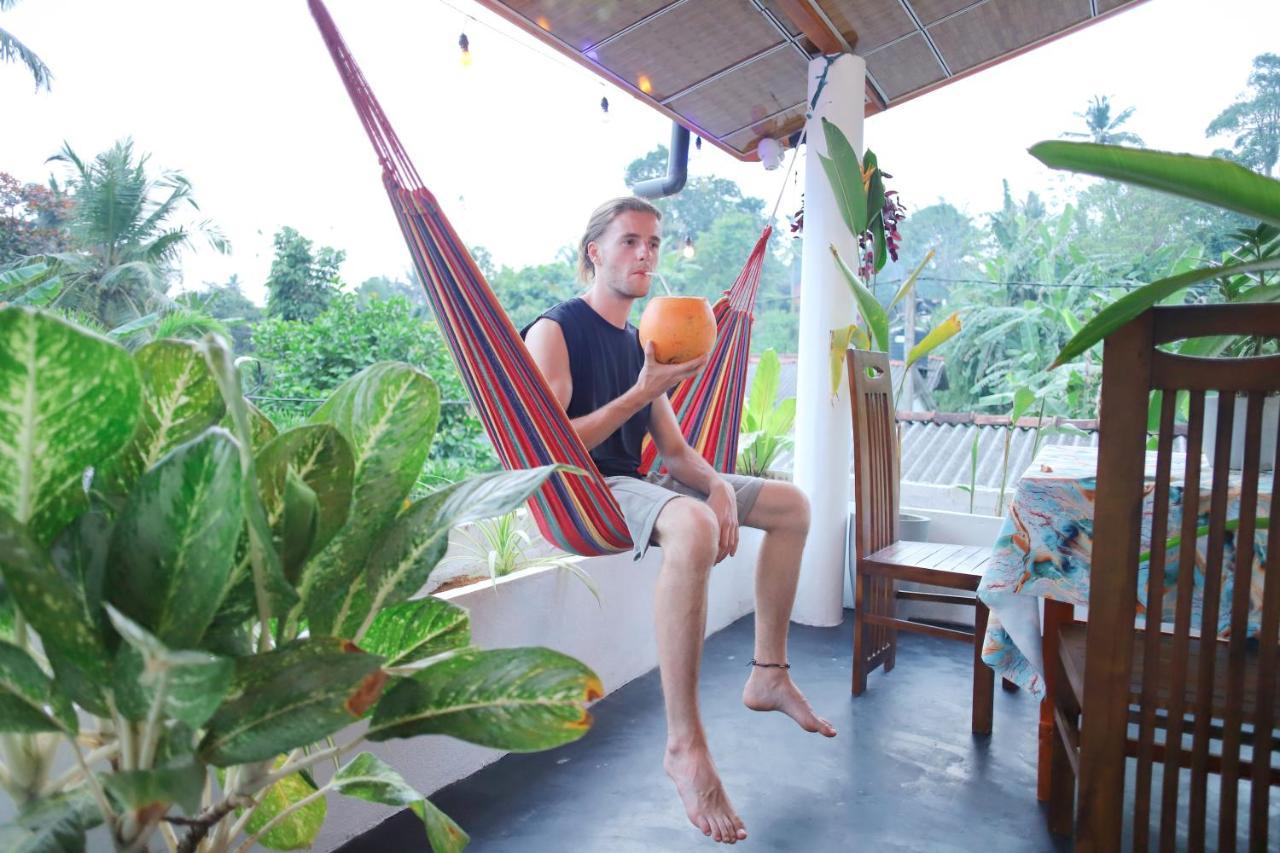 Ruwan Jungle Homestay Mirissa Exteriör bild