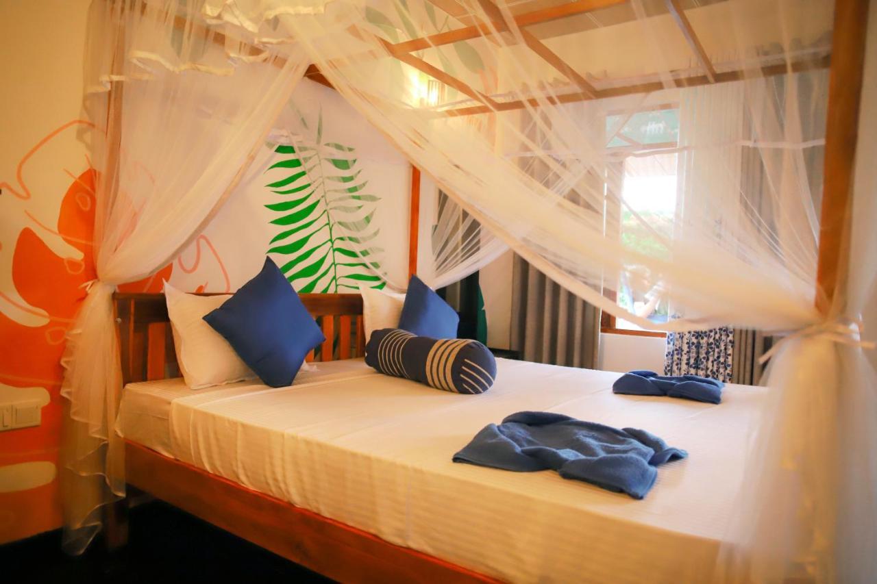 Ruwan Jungle Homestay Mirissa Exteriör bild