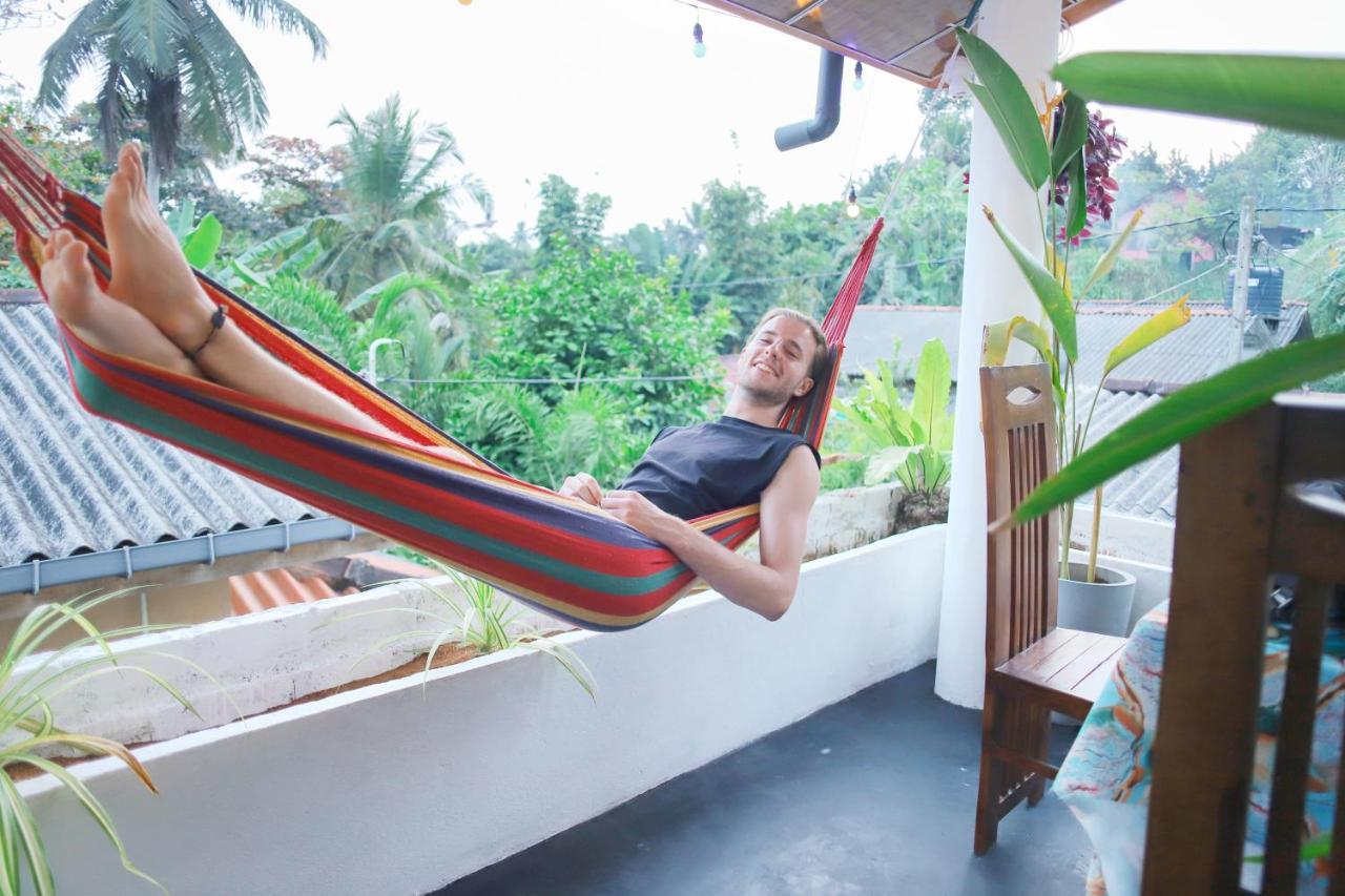 Ruwan Jungle Homestay Mirissa Exteriör bild