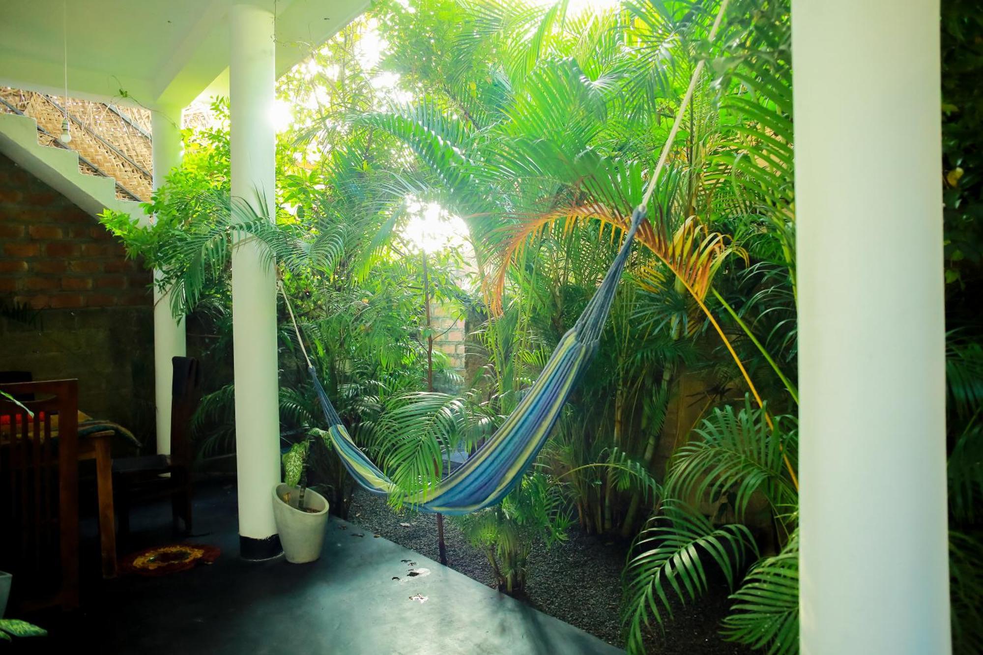 Ruwan Jungle Homestay Mirissa Exteriör bild